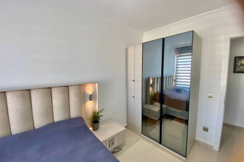 آپارتمان در  Mahmutlar ، امارات متحده عربی 2 خوابه ، 120 متر مربع.  شماره 84362 - 13