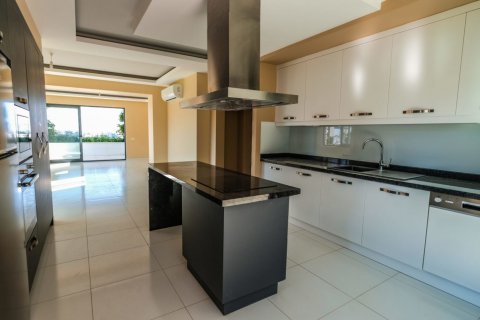 آپارتمان در  Antalya ، امارات متحده عربی 3 خوابه ، 232 متر مربع.  شماره 81900 - 8