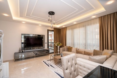 آپارتمان در  Mahmutlar ، امارات متحده عربی 1 خوابه ، 122 متر مربع.  شماره 83335 - 16