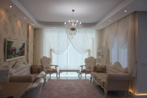 آپارتمان در  Mahmutlar ، امارات متحده عربی 2 خوابه ، 125 متر مربع.  شماره 82323 - 5