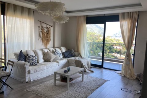 آپارتمان در Tosmur،  Alanya ، امارات متحده عربی 2 خوابه ، 120 متر مربع.  شماره 83035 - 1