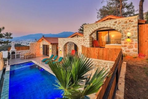 ویلا در  Kalkan ، امارات متحده عربی 2 خوابه ، 130 متر مربع.  شماره 82570 - 1