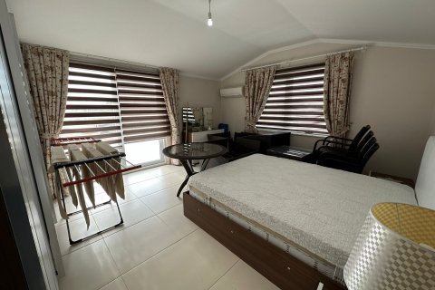 آپارتمان در Tosmur،  Alanya ، امارات متحده عربی 4 خوابه ، 220 متر مربع.  شماره 82490 - 16