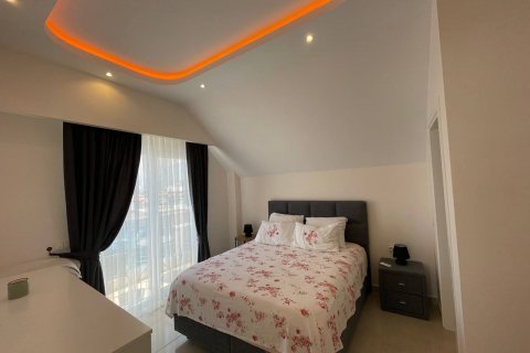 پنت هاس در  Mahmutlar ، امارات متحده عربی 3 خوابه ، 140 متر مربع.  شماره 80067 - 19