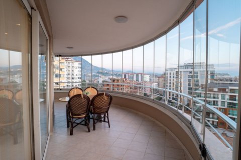 آپارتمان در Tosmur،  Alanya ، امارات متحده عربی 2 خوابه ، 120 متر مربع.  شماره 82322 - 1
