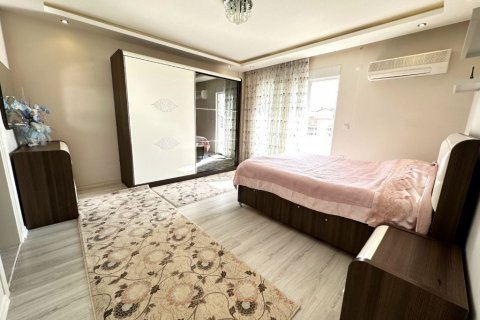 پنت هاس در  Mahmutlar ، امارات متحده عربی 4 خوابه ، 300 متر مربع.  شماره 84598 - 11