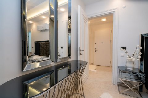 آپارتمان در  Mahmutlar ، امارات متحده عربی 1 خوابه ، 122 متر مربع.  شماره 83335 - 4