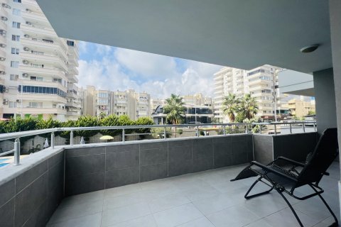 آپارتمان در  Mahmutlar ، امارات متحده عربی 2 خوابه ، 110 متر مربع.  شماره 83026 - 28