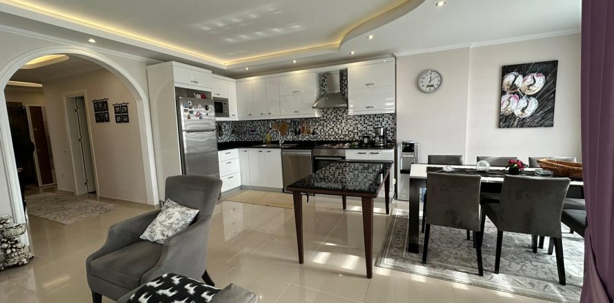 آپارتمان در Tosmur،  Alanya ، امارات متحده عربی 2 خوابه ، 126 متر مربع.  شماره 82489