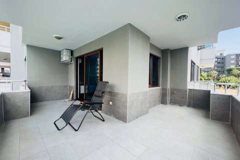 آپارتمان در  Mahmutlar ، امارات متحده عربی 2 خوابه ، 110 متر مربع.  شماره 83026 - 17