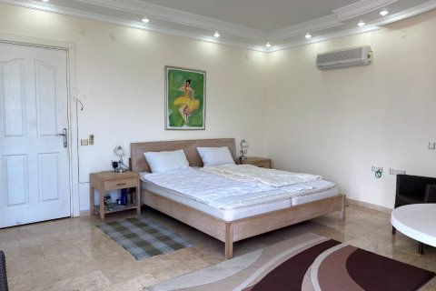 ویلا در Kargicak،  Alanya ، امارات متحده عربی 3 خوابه ، 200 متر مربع.  شماره 80277 - 4