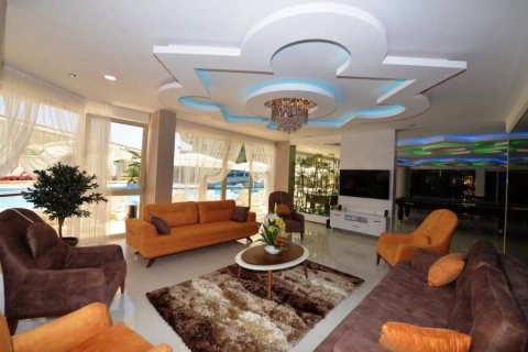 آپارتمان در  Mahmutlar ، امارات متحده عربی 2 خوابه ، 125 متر مربع.  شماره 82323 - 17