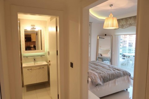 آپارتمان در  Mahmutlar ، امارات متحده عربی 1 خوابه ، 65 متر مربع.  شماره 79832 - 11