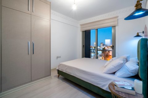 آپارتمان در  Girne ، امارات متحده عربی 2 خوابه ، 97 متر مربع.  شماره 85302 - 7