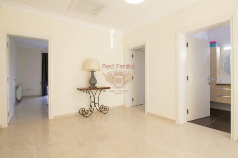 ویلا در  Girne ، امارات متحده عربی 3 خوابه ، 360 متر مربع.  شماره 85696 - 18