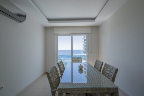آپارتمان در  Mahmutlar ، امارات متحده عربی 3 خوابه ، 135 متر مربع.  شماره 85960 - 7