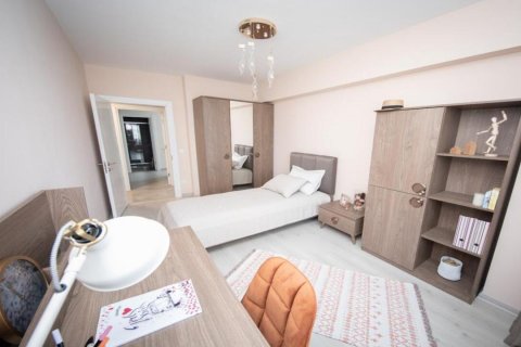 آپارتمان در در Banu Evleri Ispartakule 4 Istanbul ، امارات متحده عربی 2 خوابه ، 129 متر مربع.  شماره 92684 - 7