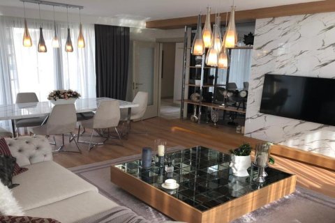 آپارتمان در Eyup، در Forev Modern Halic Istanbul ، امارات متحده عربی 3 خوابه ، 145 متر مربع.  شماره 101862 - 4