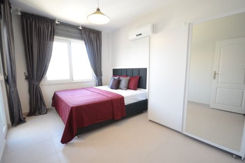 2+1 Leilighet  i Mahmutlar, Antalya, Tyrkia Nr. 27915 - 9