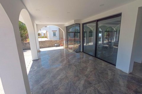 4+1 Villa  i Girne,  Nr. 48583 - 2