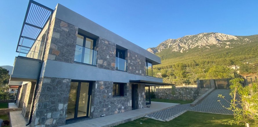 4+1 Villa  i Uzumlu, Erzincan, Tyrkia Nr. 84094