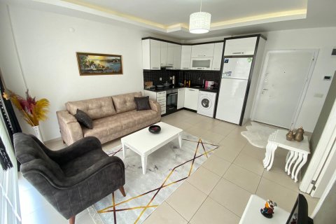 2+1 Lägenhet i Mahmutlar, Antalya, Turkiet Nr. 28421 - 3