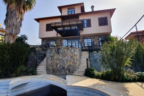 6+2 Villa  i Demirtas, Alanya, Antalya, Turkiet Nr. 39982 - 1