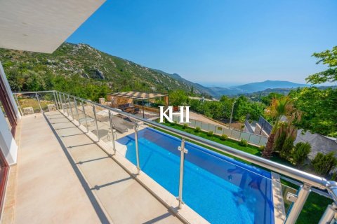 2+4 Villa i Kalkan, Antalya, Turkiet Nr. 46662 - 3