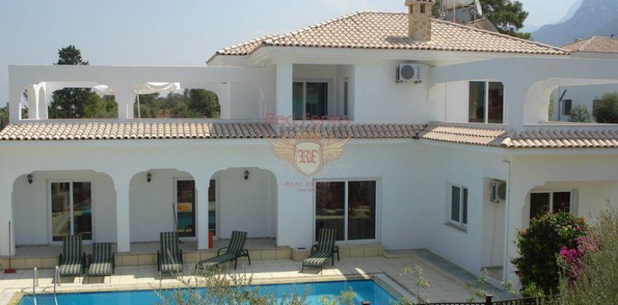 4+1 Villa  i Girne,  Nr. 48117