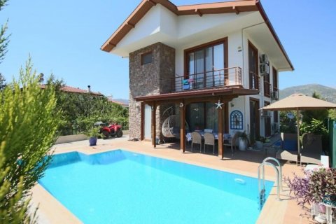 4+1 Villa  i Uzumlu, Erzincan, Turkiet Nr. 65180 - 1