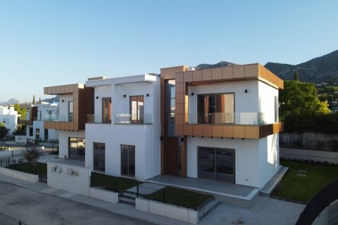 Villa  i Girne,  Nr. 62980 - 8