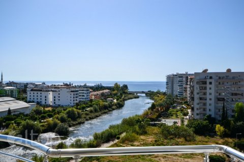 4+1 Takvåning  i Alanya, Antalya, Turkiet Nr. 67756 - 1