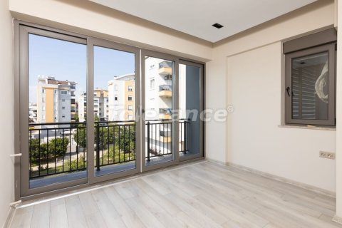 1+1 Lägenhet  i Lara, Antalya, Turkiet Nr. 61588 - 11