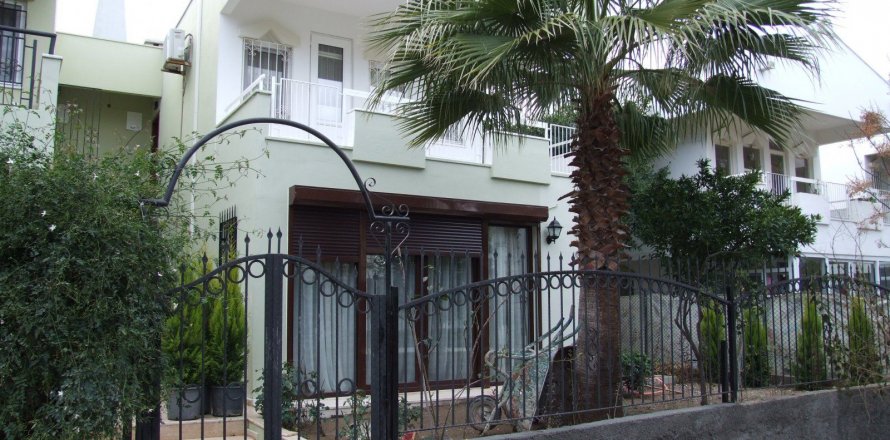 2+1 Lägenhet  i Kemer, Antalya, Turkiet Nr. 76862