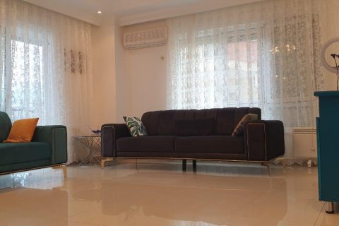 2+1 Lägenhet  i Oba, Antalya, Turkiet Nr. 80069 - 8