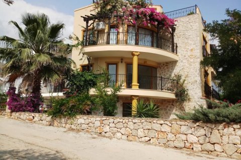 2+1 Lägenhet  i Kalkan, Antalya, Turkiet Nr. 81453 - 1