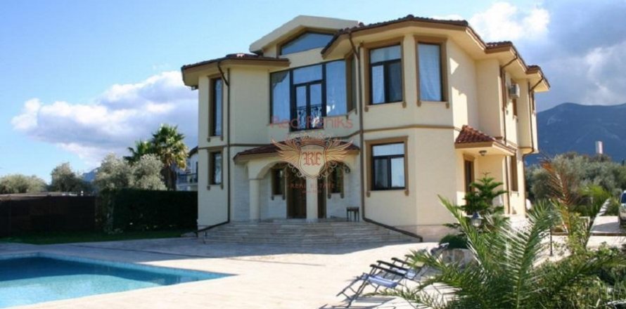 Villa  5+0  Girne,  №48114