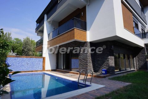 Villa  5+1  Antalya, Türkiye №54463 - 1