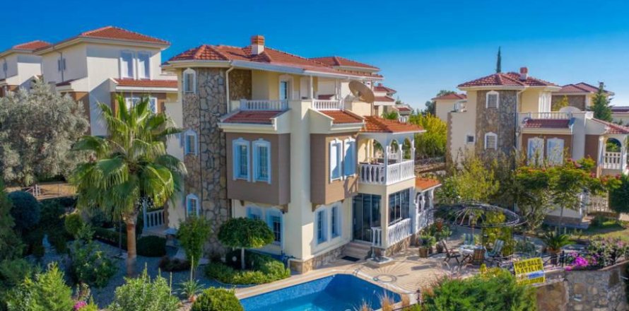 Villa  4+1  İncekum, Antalya, Türkiye №51885