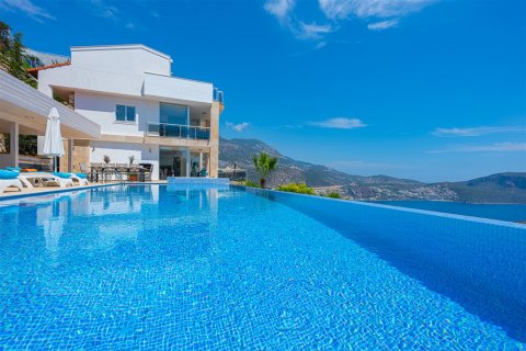 Villa  6+1  Antalya, Türkiye №61282 - 1