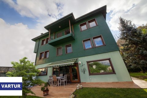 Villa  7+1  Üsküdar, İstanbul, Türkiye №73169 - 1