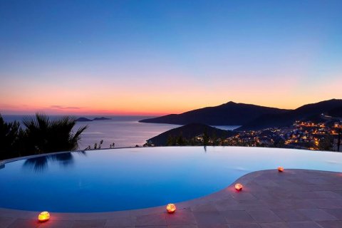 Villa  4+1  Kalkan, Antalya, Türkiye №72920 - 1