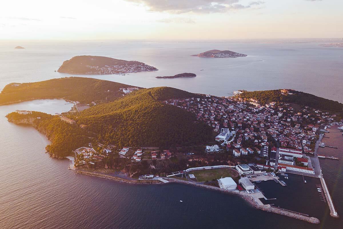 В каком городе Турции лучше купить виллу?