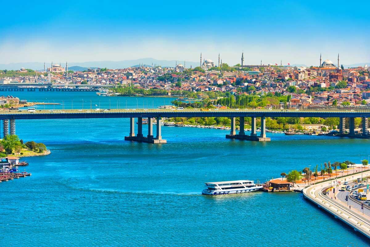 Покупка квартиры в Турции: гражданство и ВНЖ по новым условиям