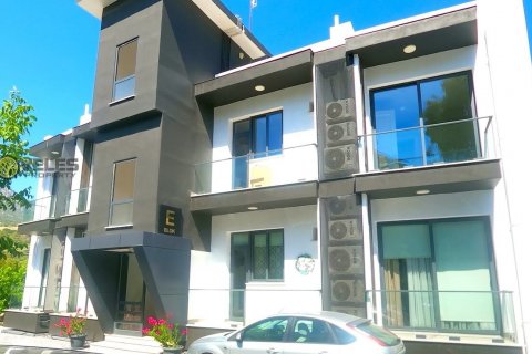 Продажа квартиры  в Беллапаисе, Гирне, Северный Кипр 2+1, 120м2, №50132 – фото 1