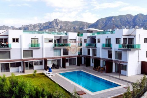 Продажа квартиры  в Гирне, Северный Кипр 2+1, 70м2, №48089 – фото 1