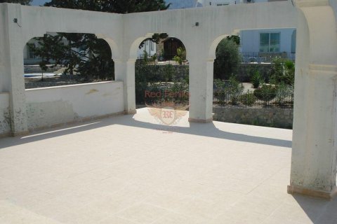 Продажа виллы  в Гирне, Северный Кипр 4+1, 210м2, №48117 – фото 4