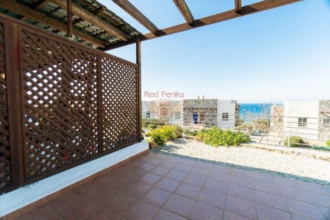 Продажа квартиры  в Гирне, Северный Кипр 2+1, 66м2, №71188 – фото 16