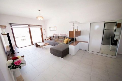 Продажа квартиры  в Гирне, Северный Кипр 2+1, 77м2, №71192 – фото 13