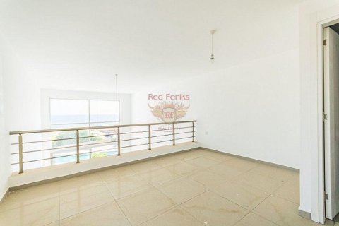 Продажа квартиры  в Гирне, Северный Кипр 3+1, 200м2, №71265 – фото 18
